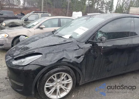 2022 Tesla Model Y Long Range Dual Motor All-Wheel Drive from USA, damaged, VIN 7SAYGDEEXNF331416